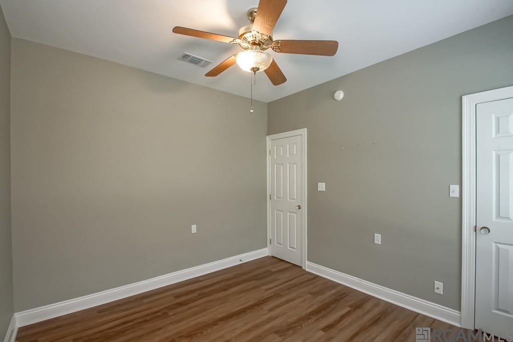 8142 Harris Rd, Denham Springs, Louisiana image 20