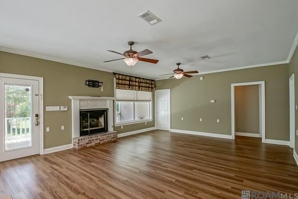 8142 Harris Rd, Denham Springs, Louisiana image 6