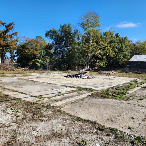 Vacant Land For Sale - 7431 Main St<br/> Houma, LA 70360