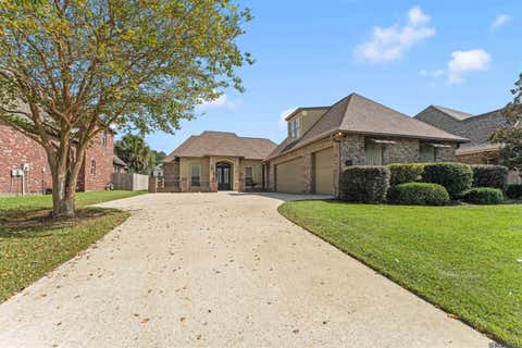 Homes For Sale - 37276 Renaissance Dr<br/> Ascension County, Prairieville, LA 70769