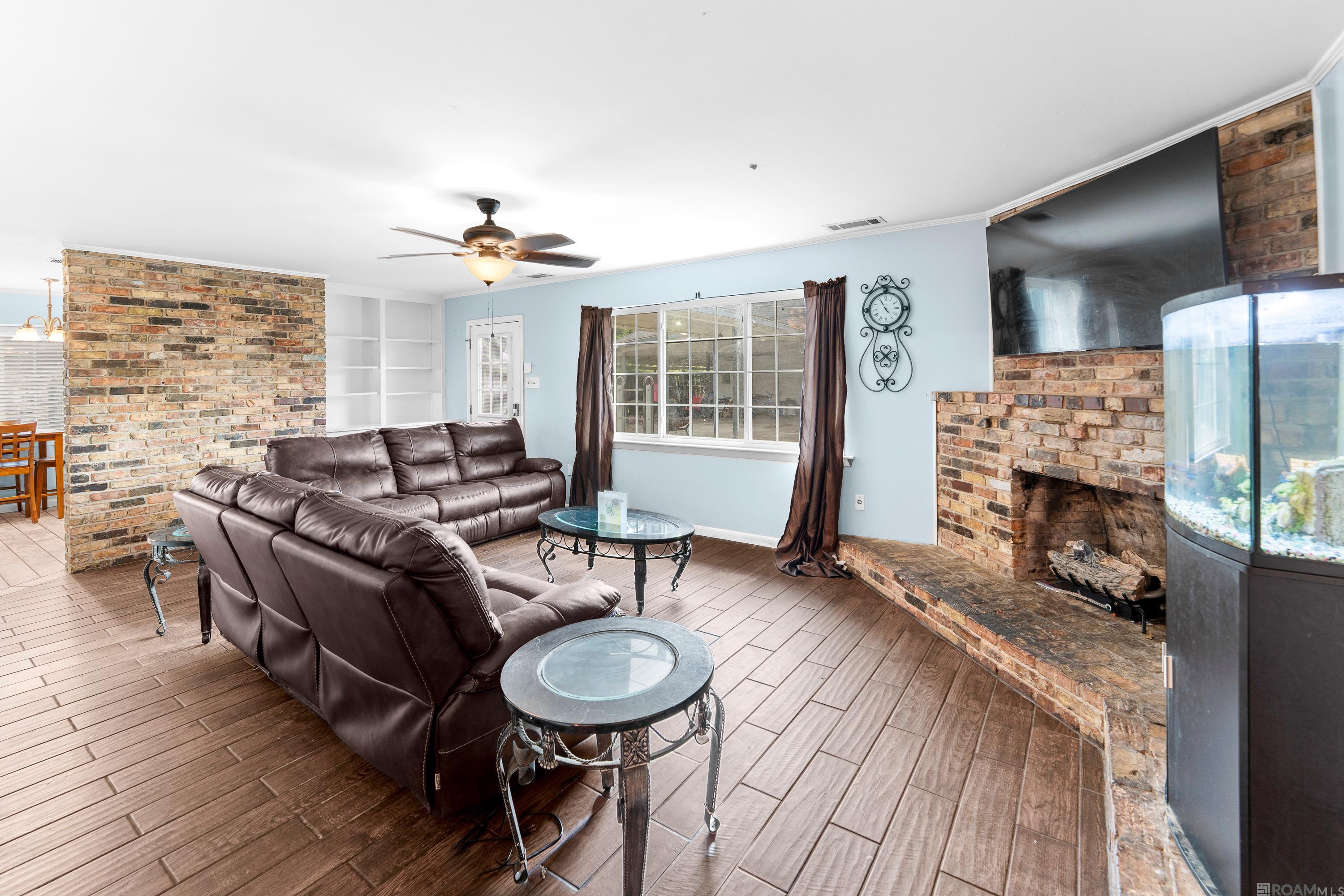1044 S Sherwood Forest Blvd, Baton Rouge, Louisiana image 5