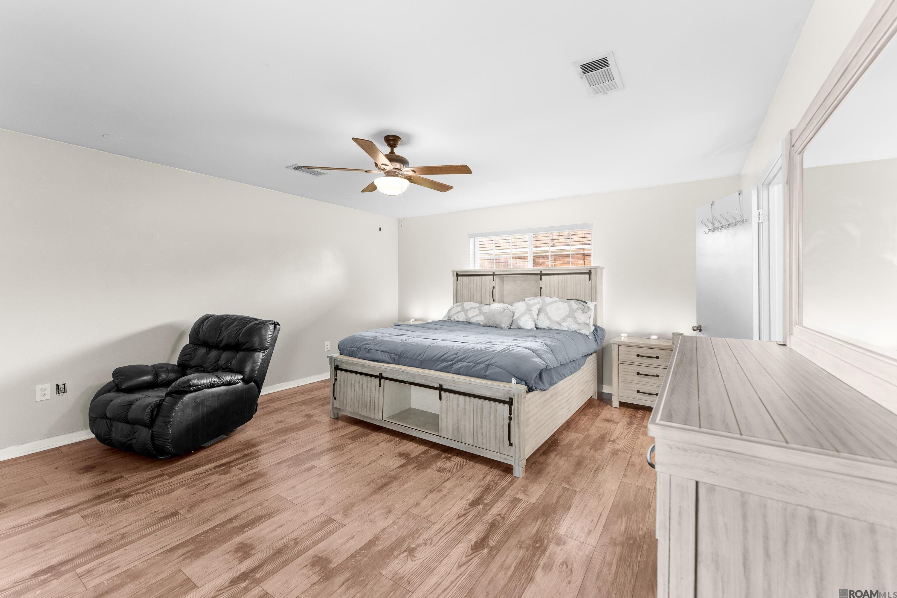 1044 S Sherwood Forest Blvd, Baton Rouge, Louisiana image 11