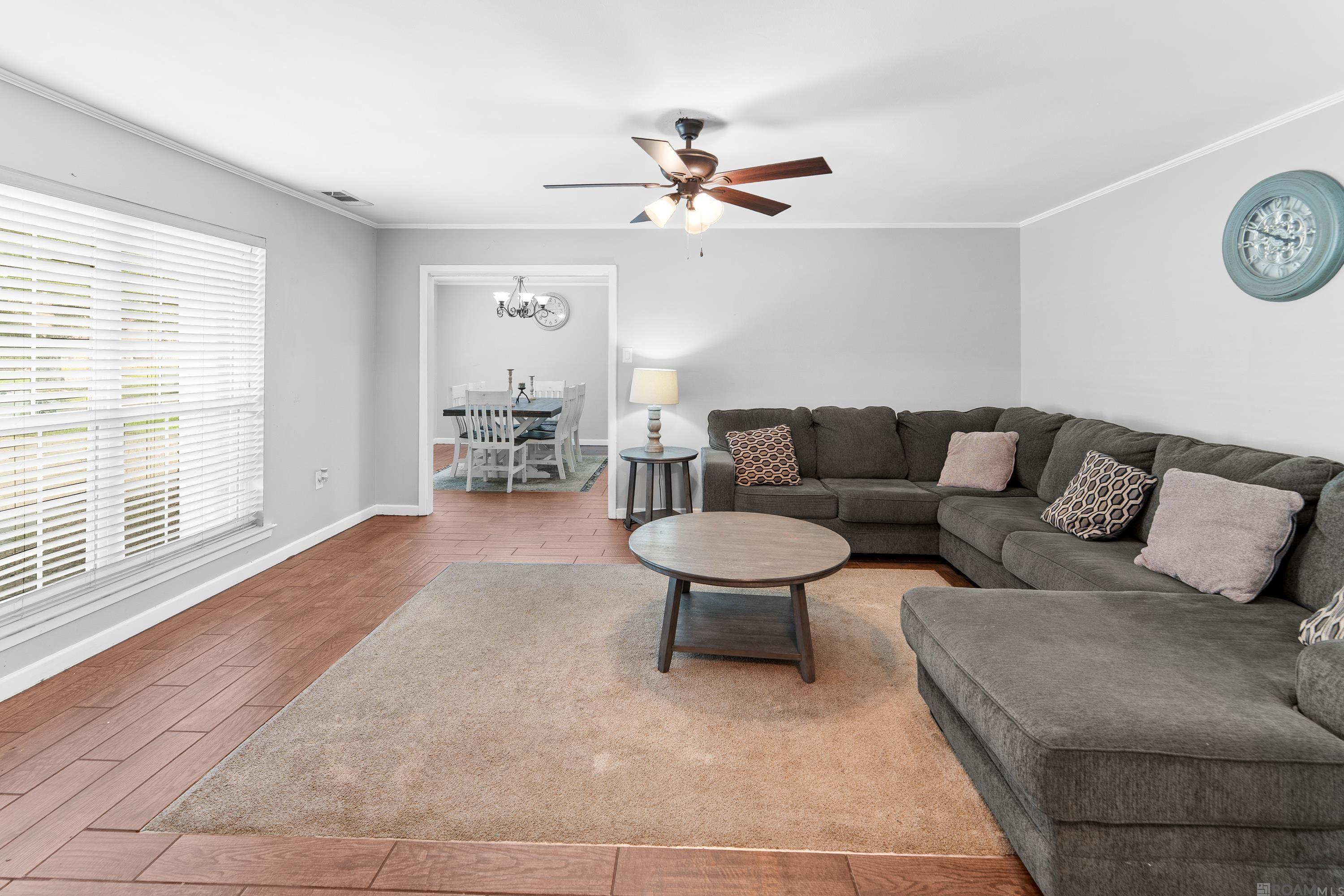 1044 S Sherwood Forest Blvd, Baton Rouge, Louisiana image 6