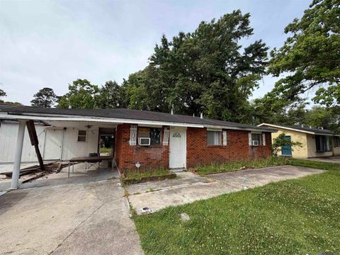 Homes For Sale - 6006 Groom Rd<br/> Baker, LA 70714