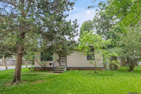 Homes For Sale - 1125 Perkins Rd<br/> Baton Rouge, LA 70802
