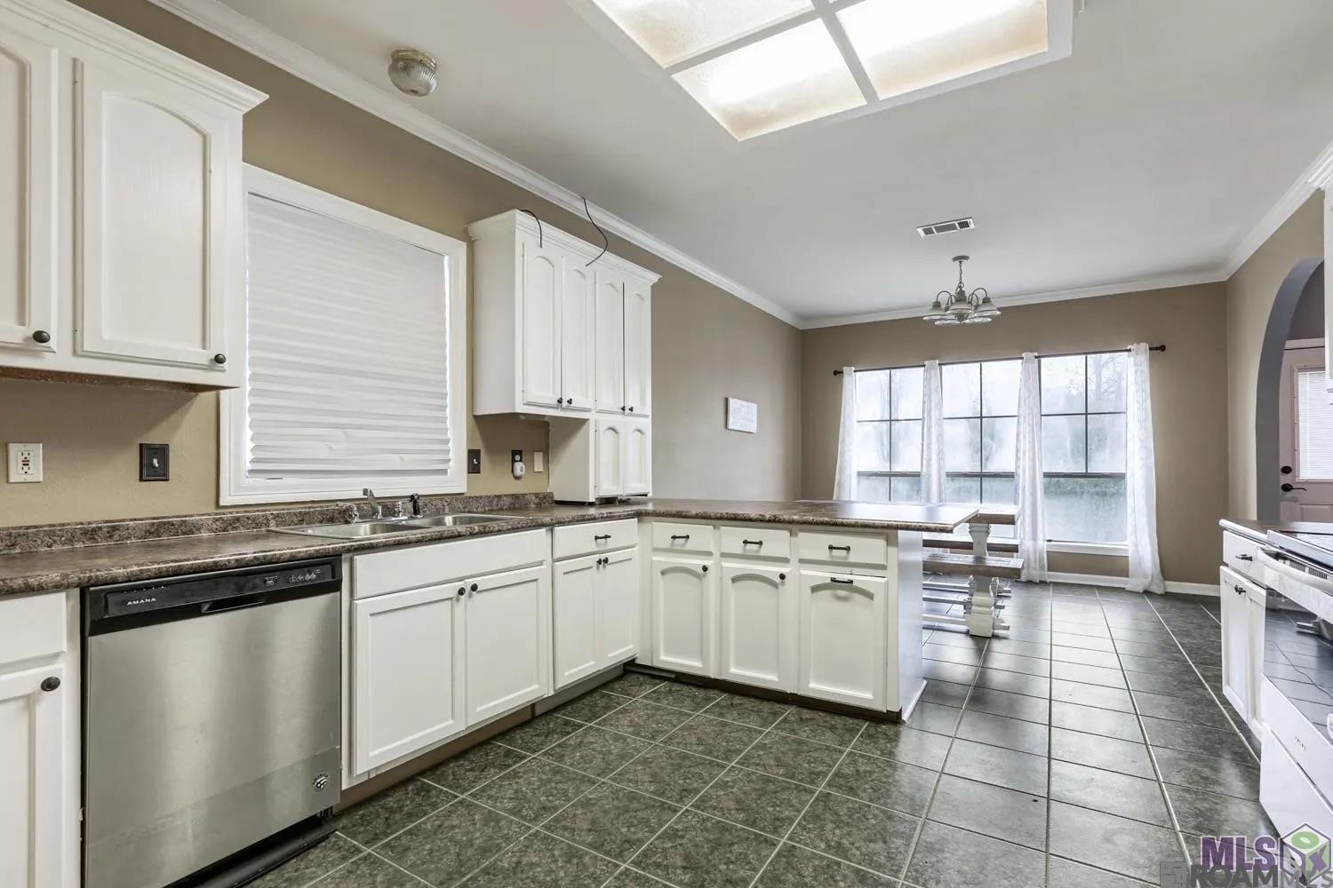 313 Allan Dr, Baton Rouge, Louisiana image 6