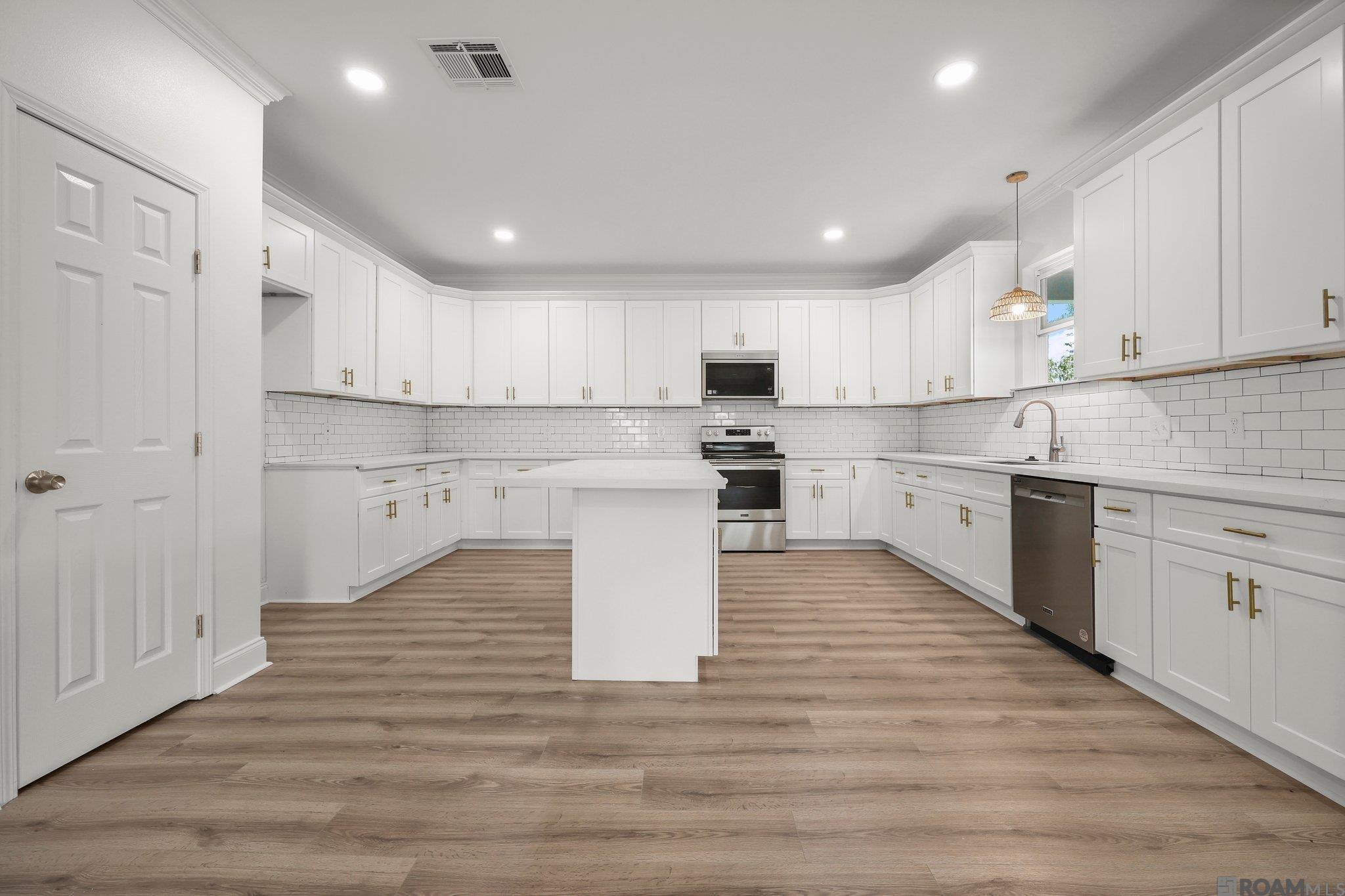 378 Rushing Rd W, Denham Springs, Louisiana image 9