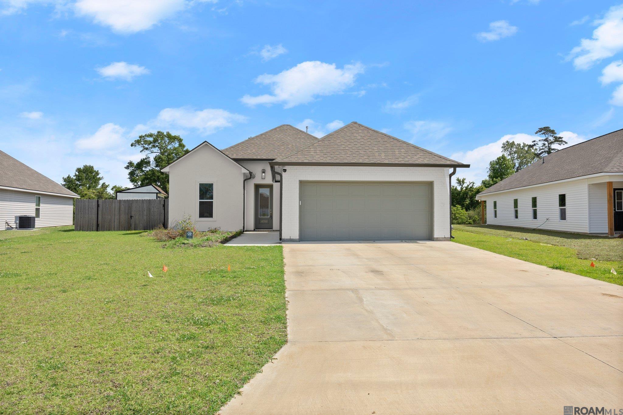 13763 Pinyon Dr, Denham Springs, Louisiana image 1