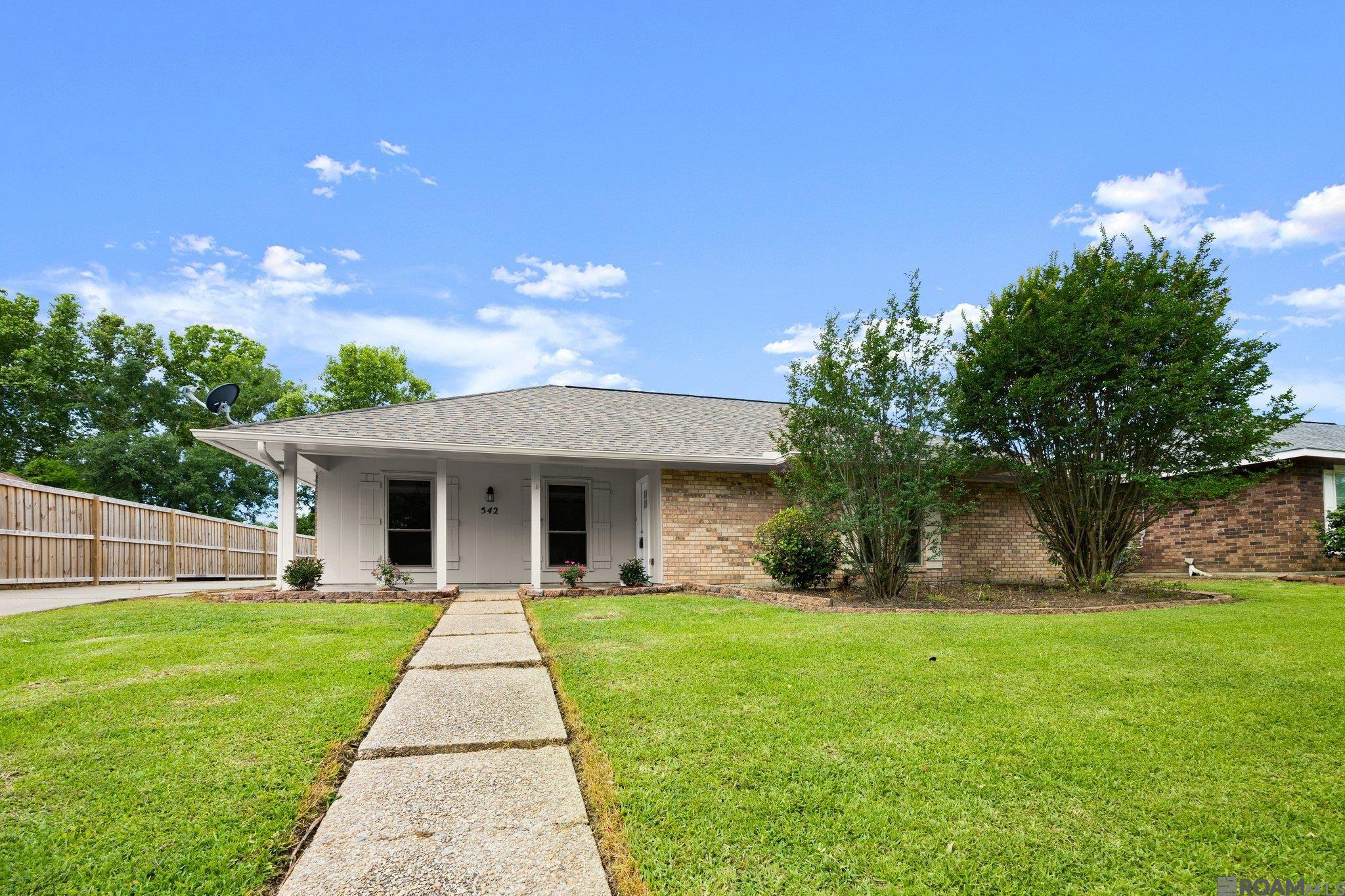 542 Ponderosa Dr, Baton Rouge, Louisiana image 2