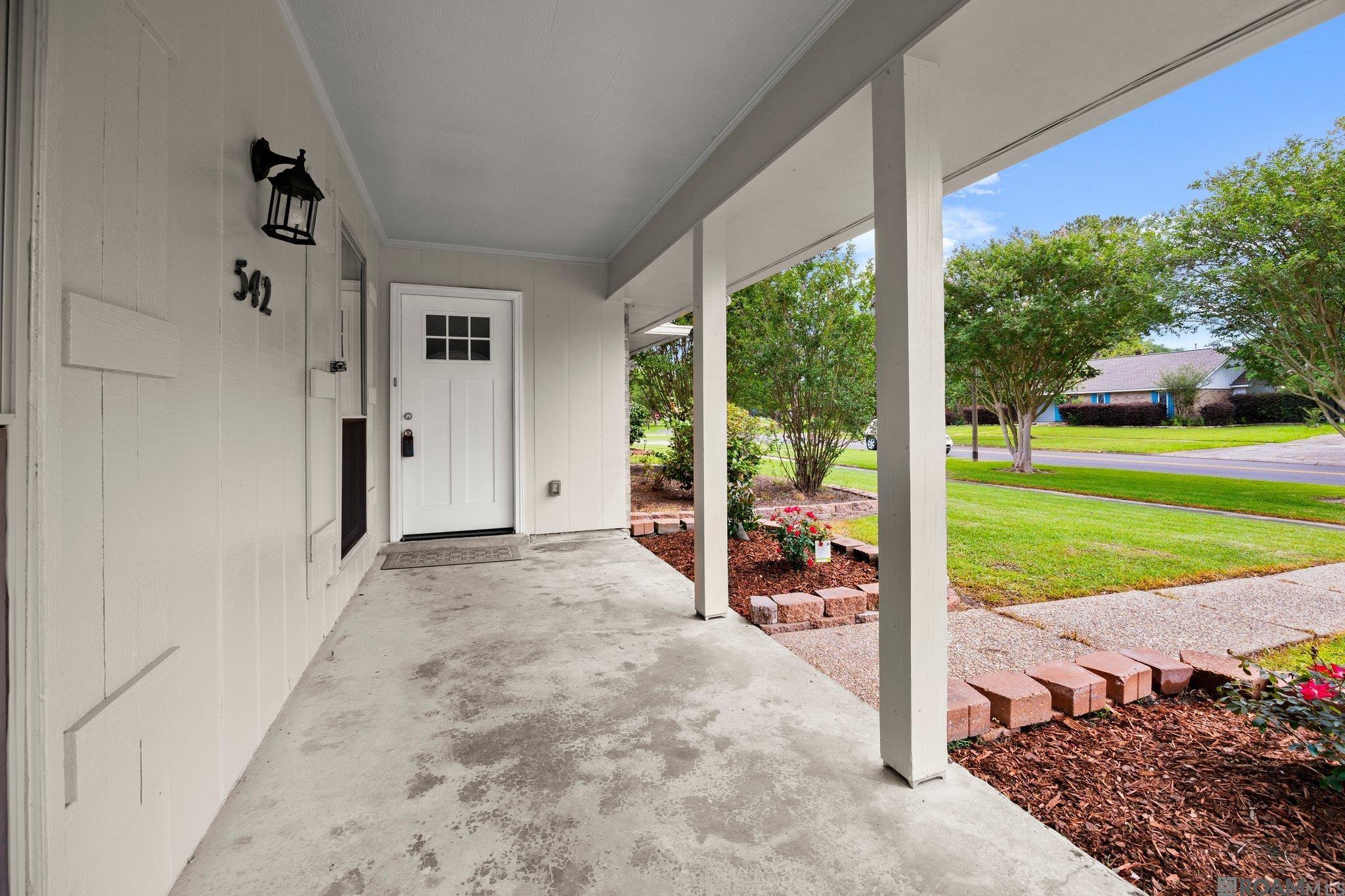 542 Ponderosa Dr, Baton Rouge, Louisiana image 3