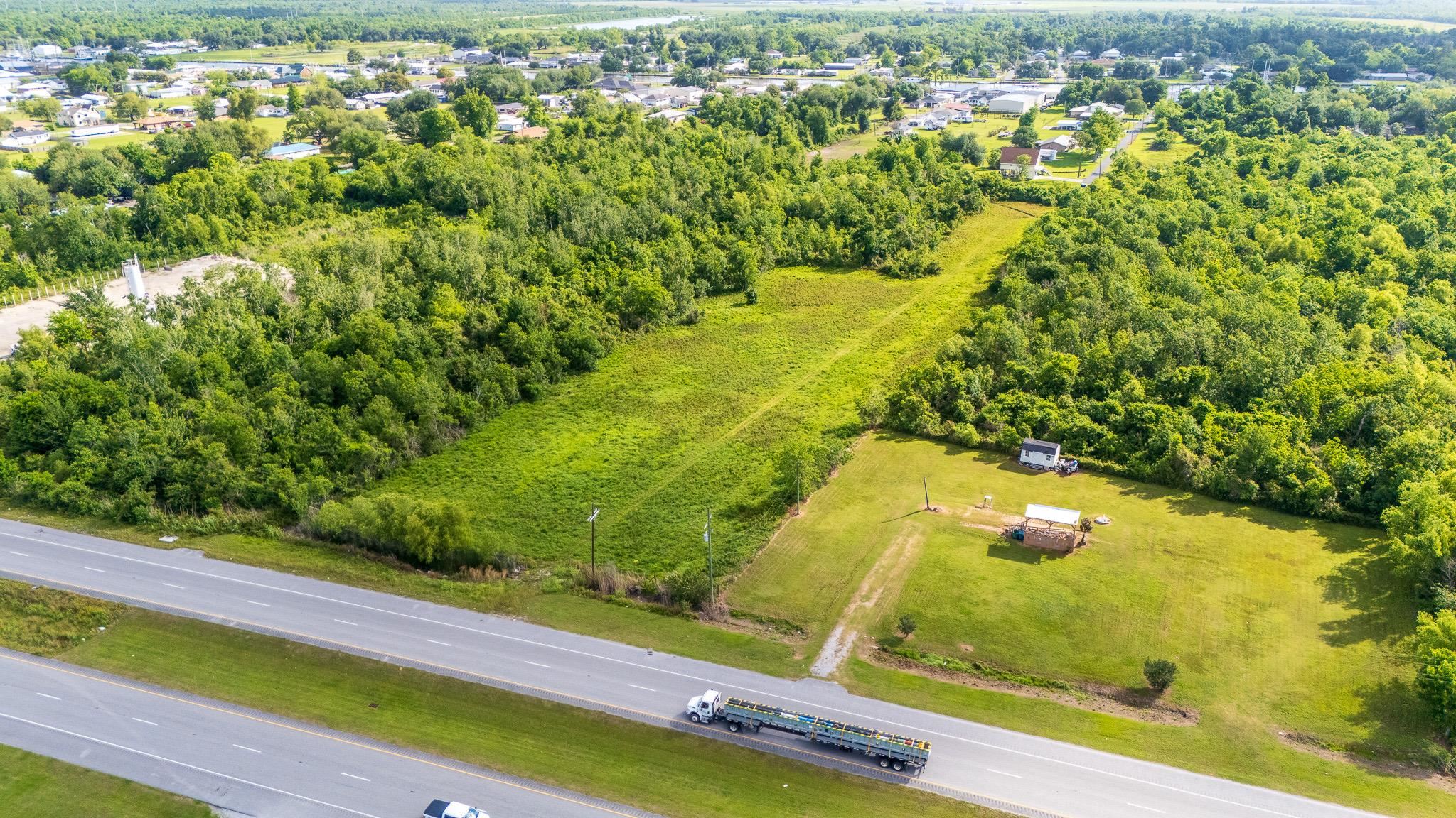 TBD Hwy 3235 East Side, Galliano, Louisiana image 4