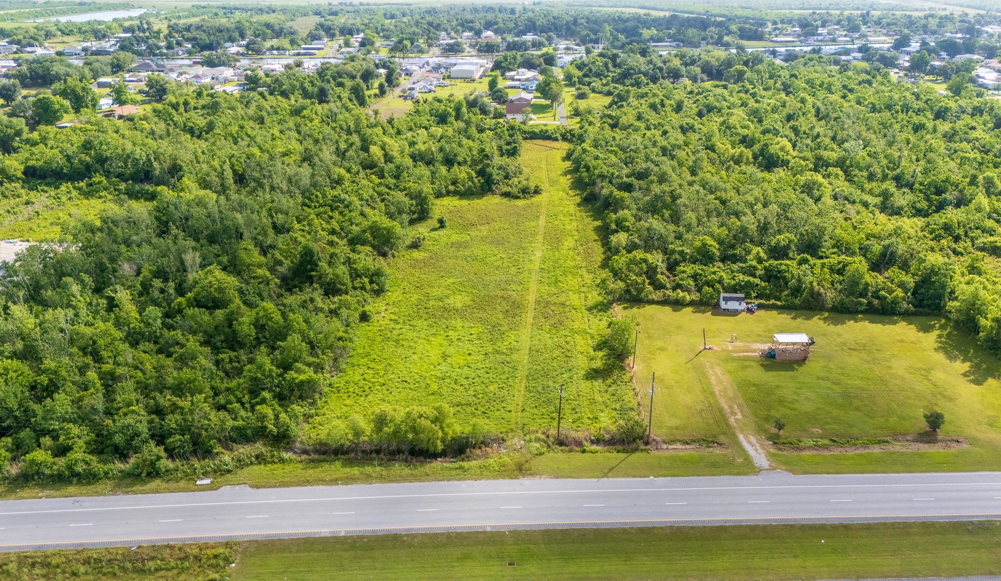 TBD Hwy 3235 East Side, Galliano, Louisiana image 1