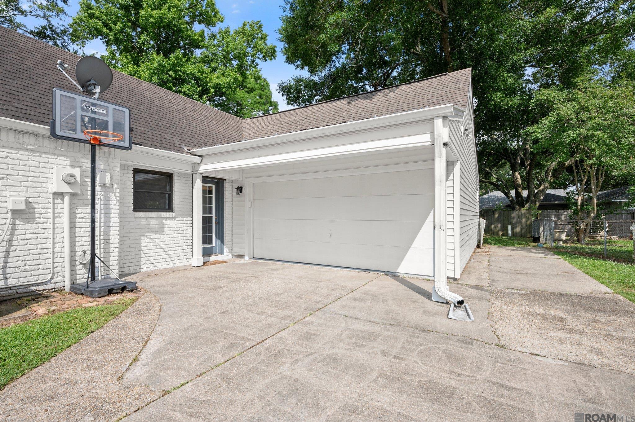 745 Kenilworth Pkwy, Baton Rouge, Louisiana image 35
