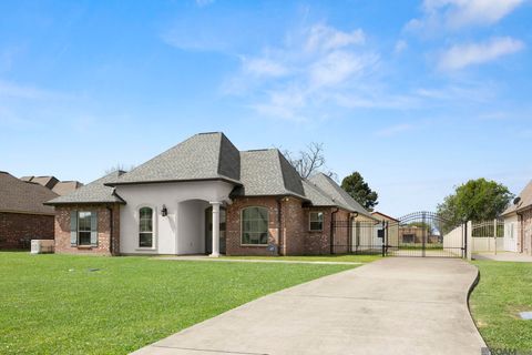 Homes For Sale - 523 Gisele St<br/> Pointe Coupee County, New Roads, LA 70760