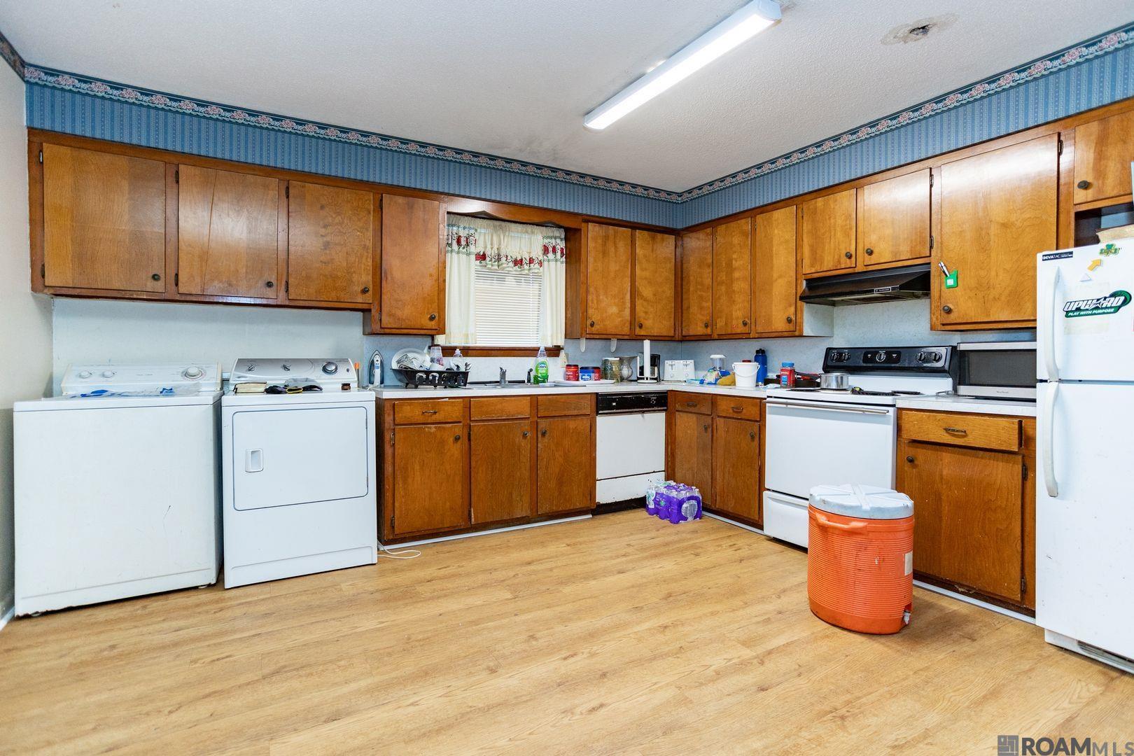 931 Martin Luther King Jr Dr, Denham Springs, Louisiana image 3