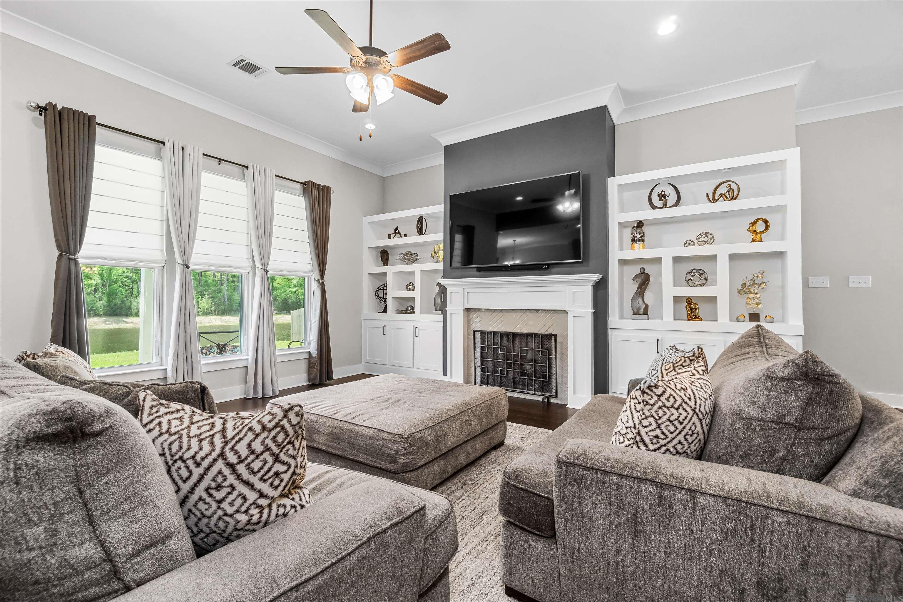 9630 South Creek Dr, Denham Springs, Louisiana image 3