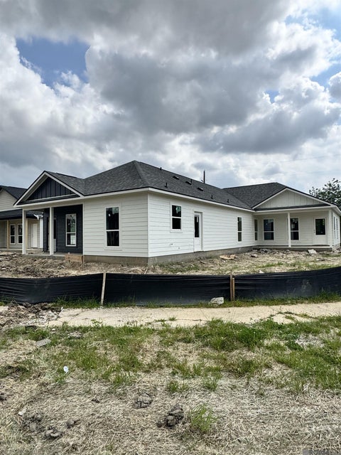 Multifamily For Sale - 8020-8022 Ned Ave<br/> Baton Rouge, LA 70820