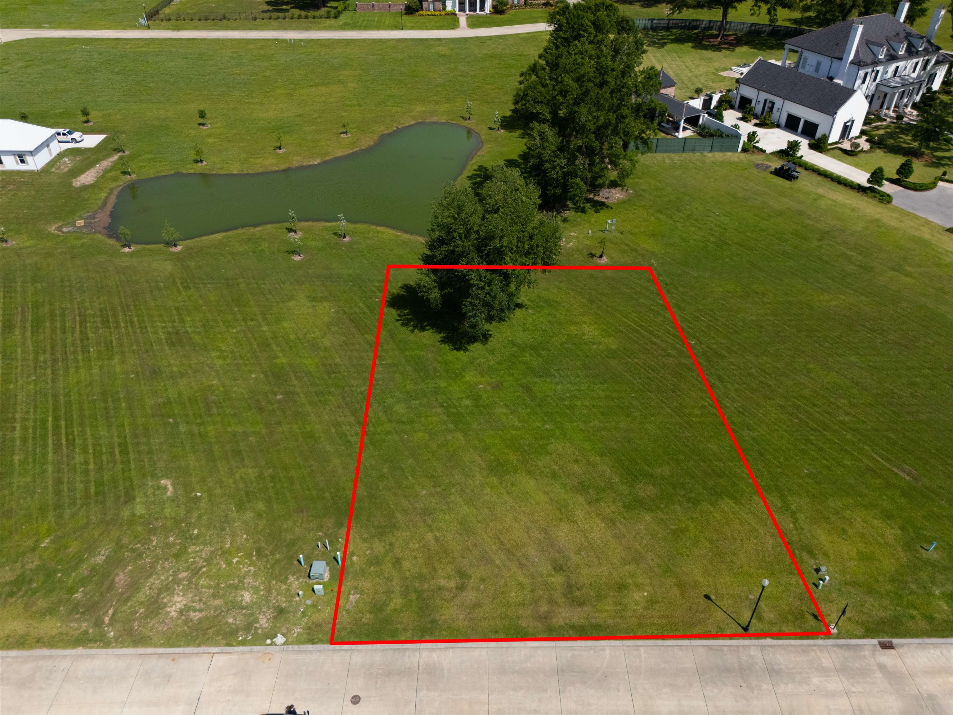 465 Sweet Grass Loop, Thibodaux, Louisiana image 1