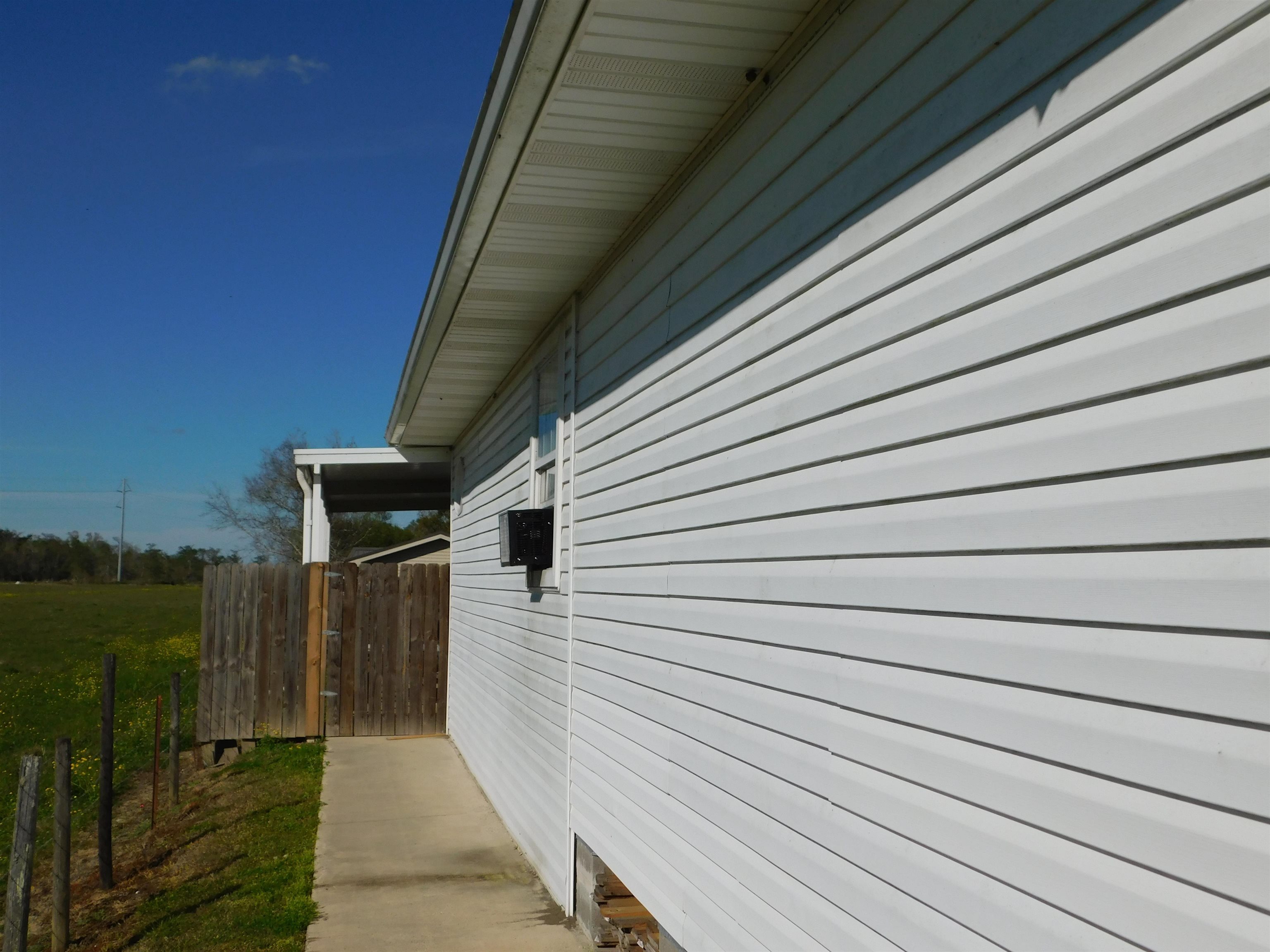 325 Buchanan St, Larose, Louisiana image 3