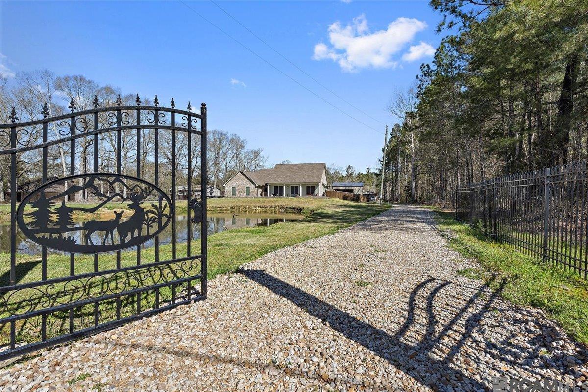 34204 Cane Market Rd, Walker, Louisiana image 1