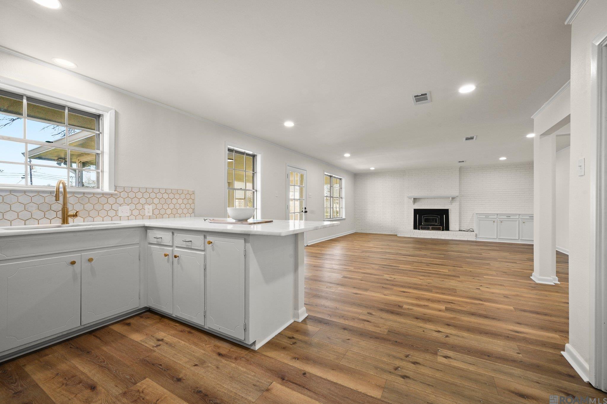 606 E Neal St, Gonzales, Louisiana image 4