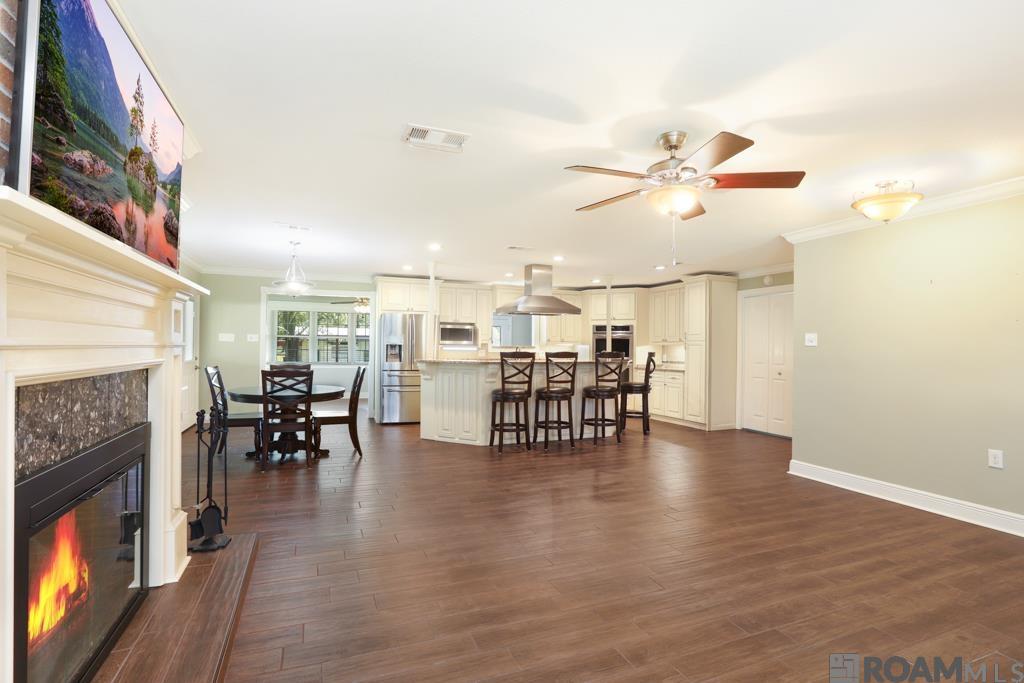 21090 Debbie Ln, Denham Springs, Louisiana image 9