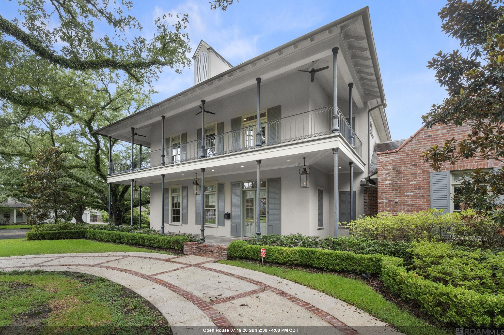 Photo 1 of 60 — 1958 Ingleside Dr, Baton Rouge, LA 70808