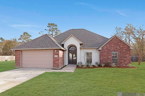 Homes For Sale - 22782 Greencliff Dr<br/> Denham Springs, LA 70726