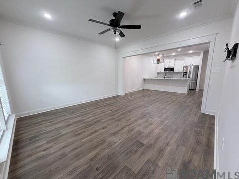 Townhouse For Rent - 37089 Woodbine Ct<br/> Ascension County, Prairieville, LA 70769
