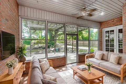 Homes For Sale - 43480 Weber City Rd<br/> Ascension County, Gonzales, LA 70737