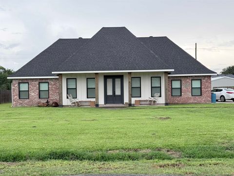 Homes For Sale - 163 Chase Dr<br/> Bourg, LA 70343