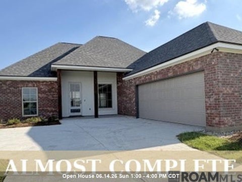 Homes For Sale - 1544 Cannes Ave<br/> Zachary, LA 70791