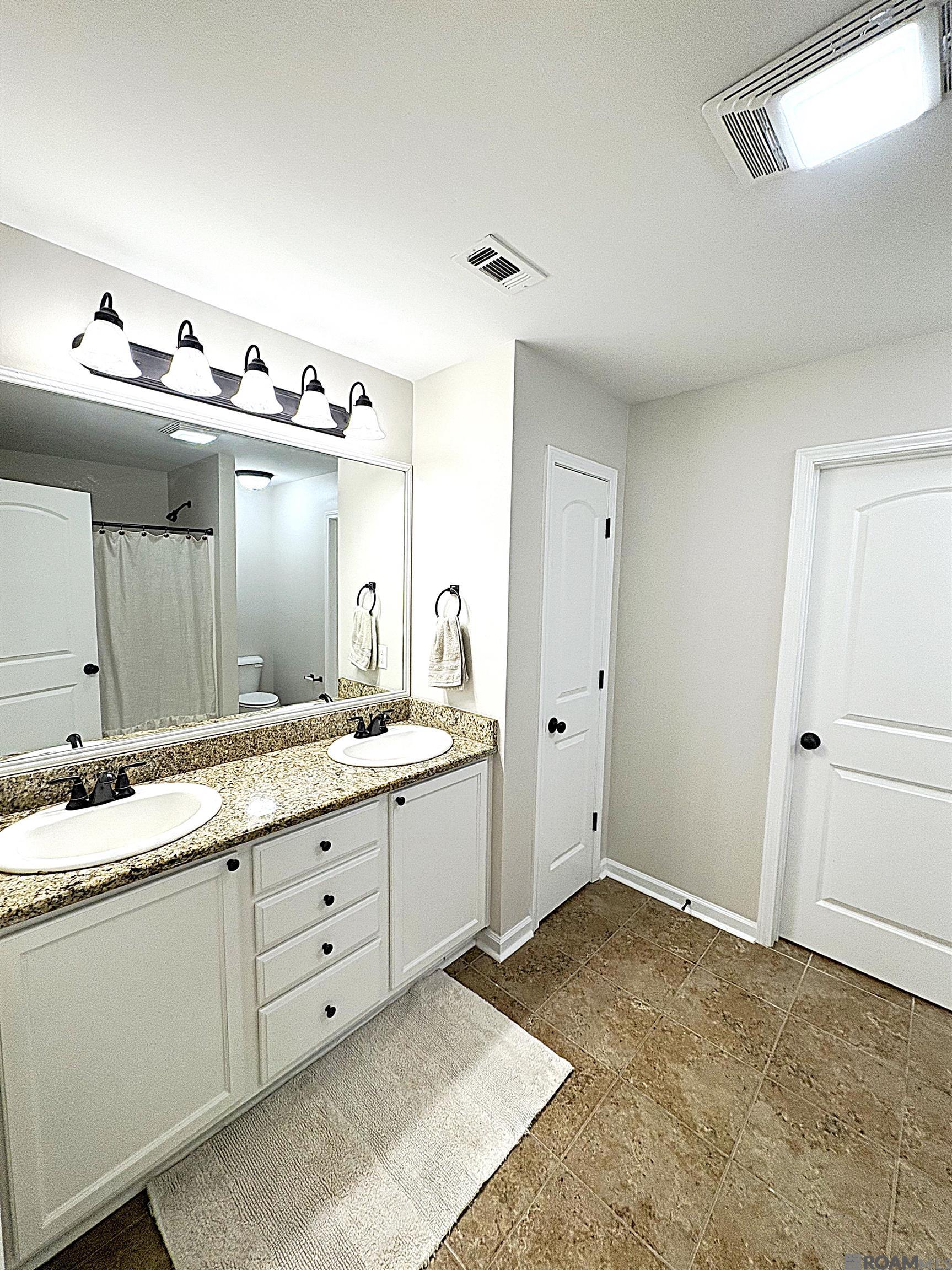 13933 Arbor Walk Dr, Denham Springs, Louisiana image 9