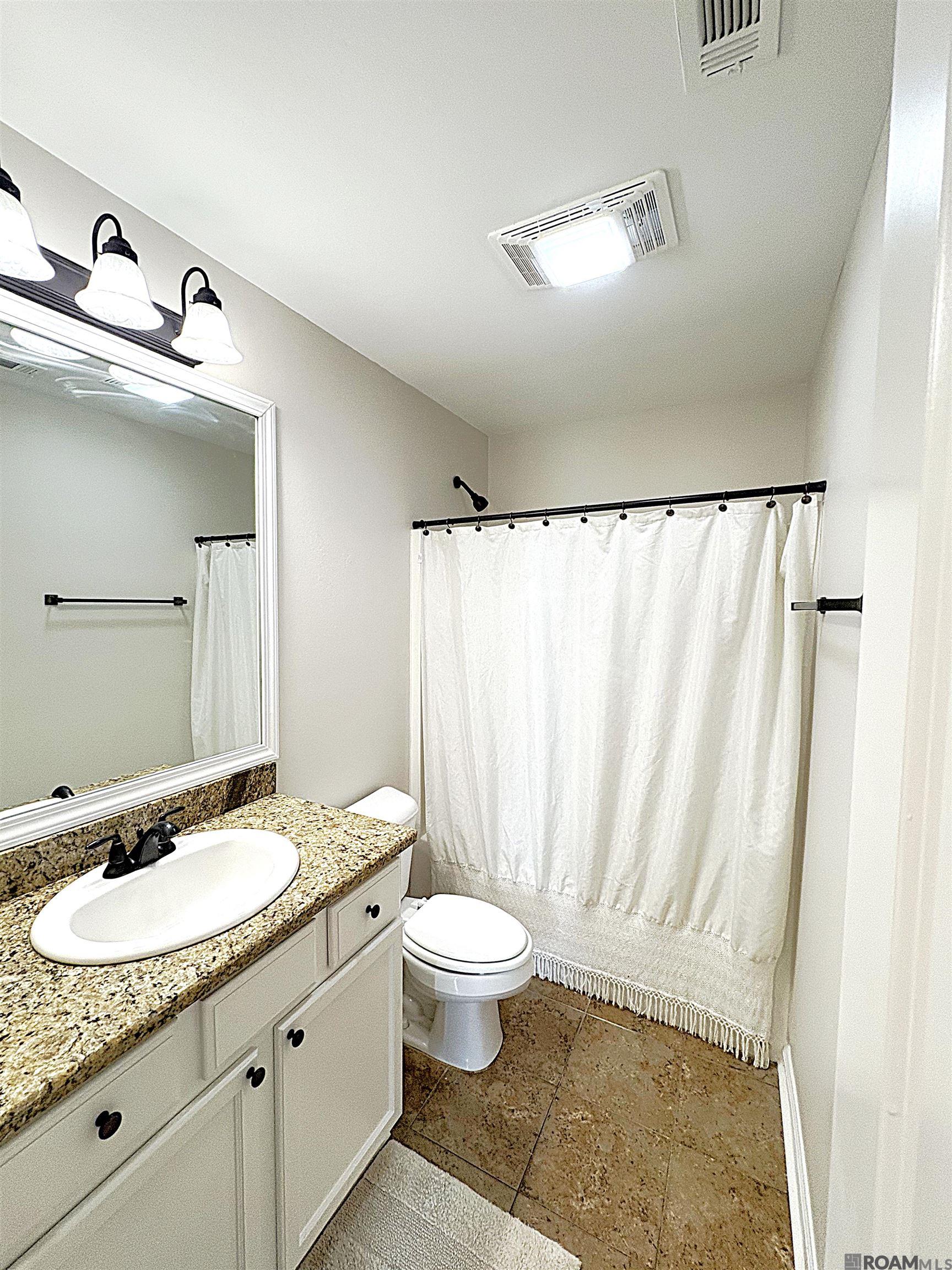 13933 Arbor Walk Dr, Denham Springs, Louisiana image 11