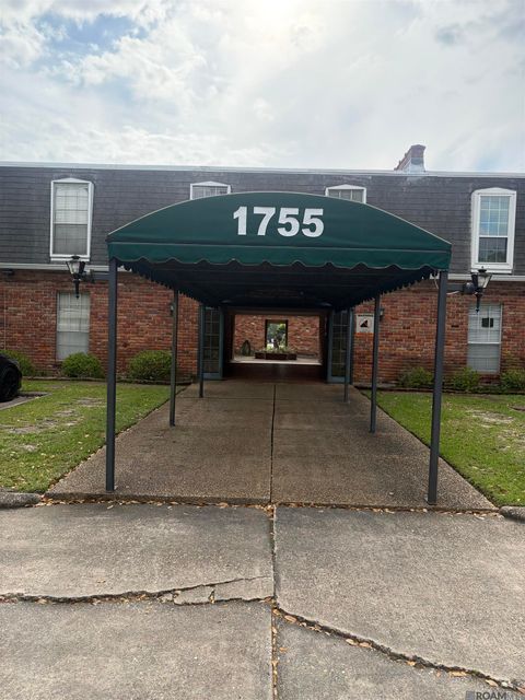 Condo For Sale - 1755 College Dr #219<br/> Baton Rouge, LA 70808