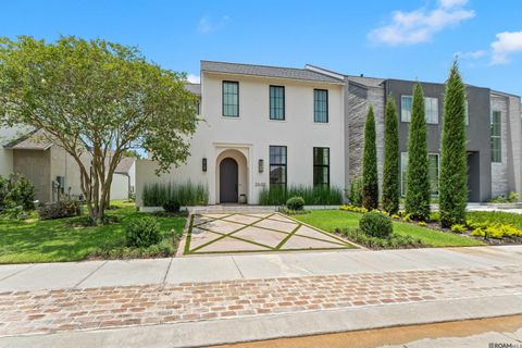 Townhouse For Sale - 2632 Bocage Lake Dr<br/> Baton Rouge, LA 70809