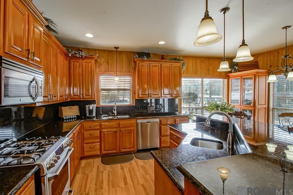 23396 Chene Blanc Ln, Maurepas, Louisiana image 5