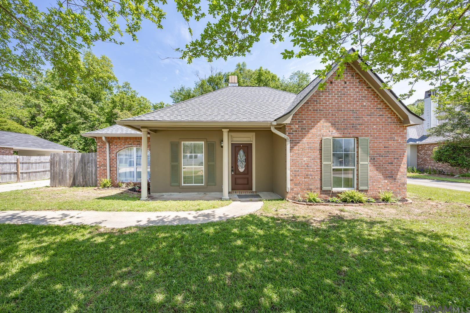 30914 Carriage Way, Denham Springs, Louisiana image 1