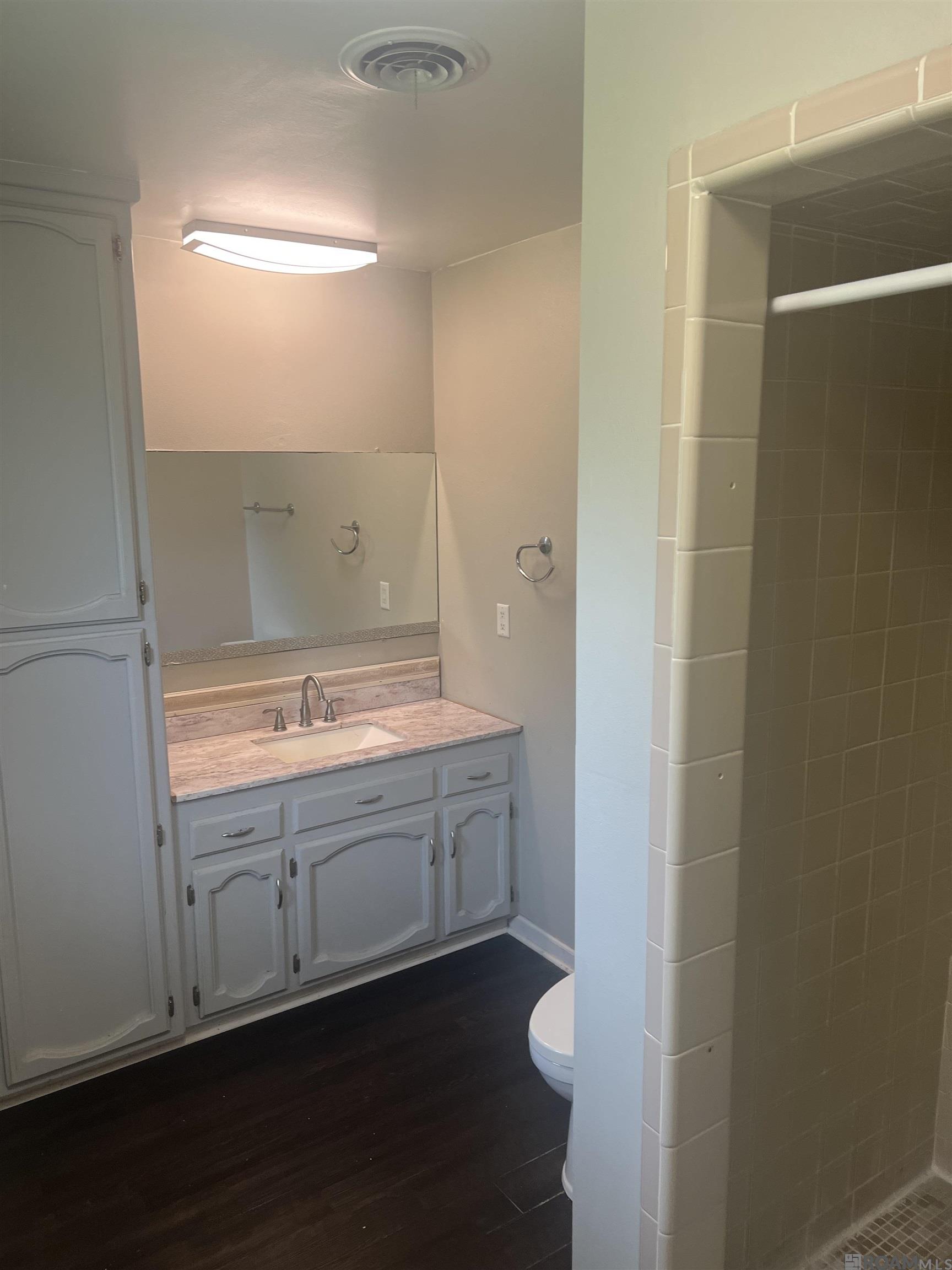 8025 Bellmont St, Denham Springs, Louisiana image 8