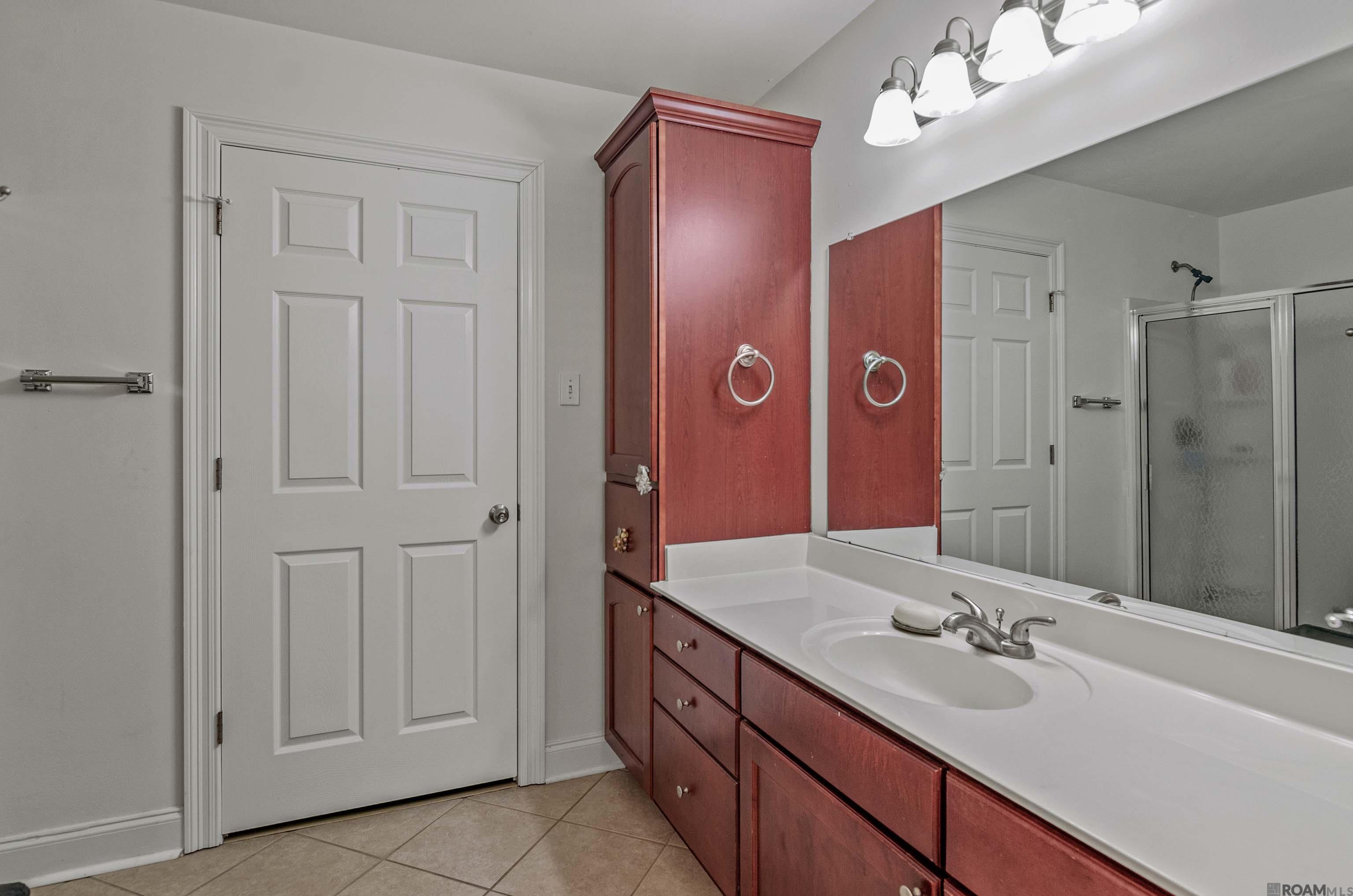 7111 Village Maison Ct #102, Baton Rouge, Louisiana image 9