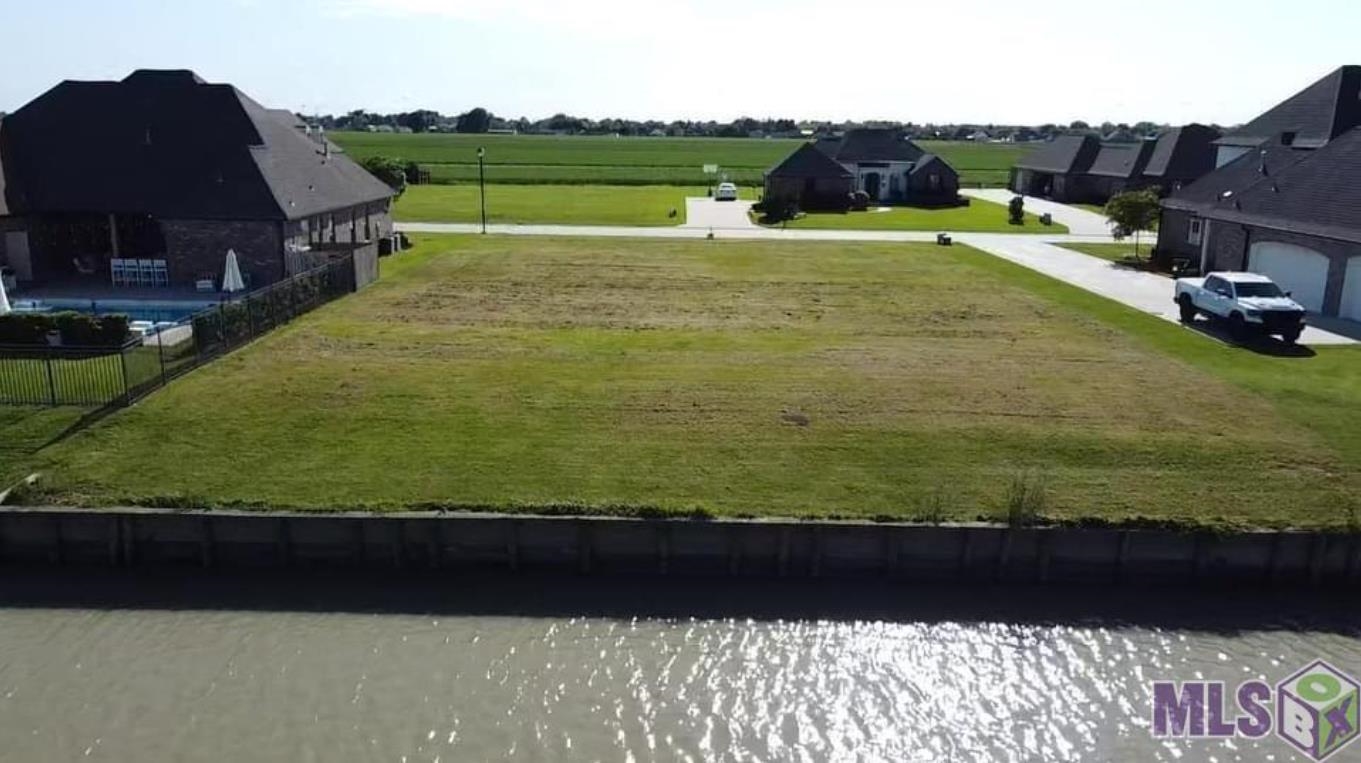 2688 Lake Perique Dr, Paulina, Louisiana image 2