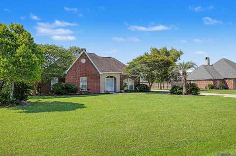 Homes For Sale - 37172 Oak Shadow Ct<br/> Denham Springs, LA 70706
