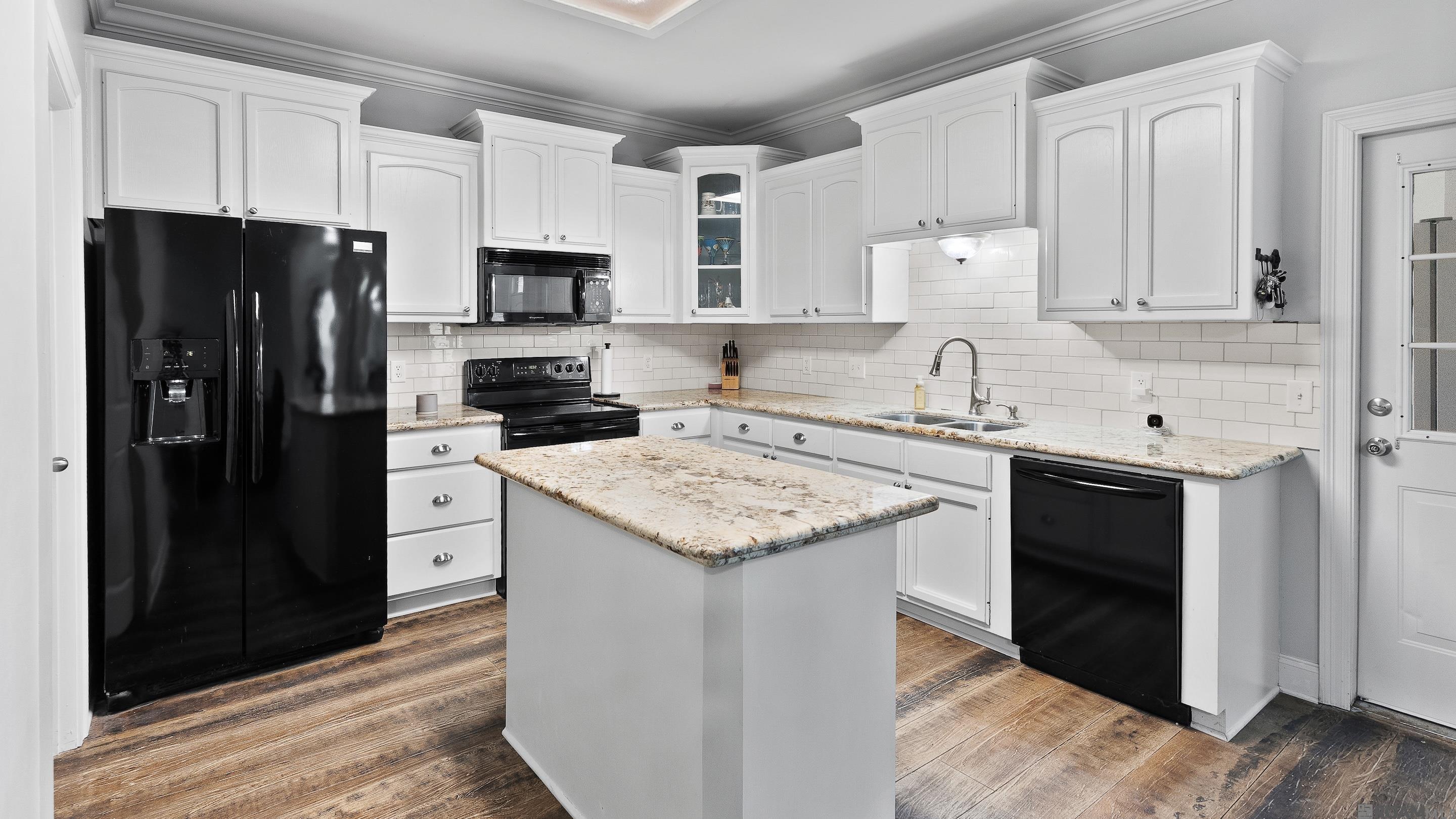 8482 Ms Cove, Sorrento, Louisiana image 5
