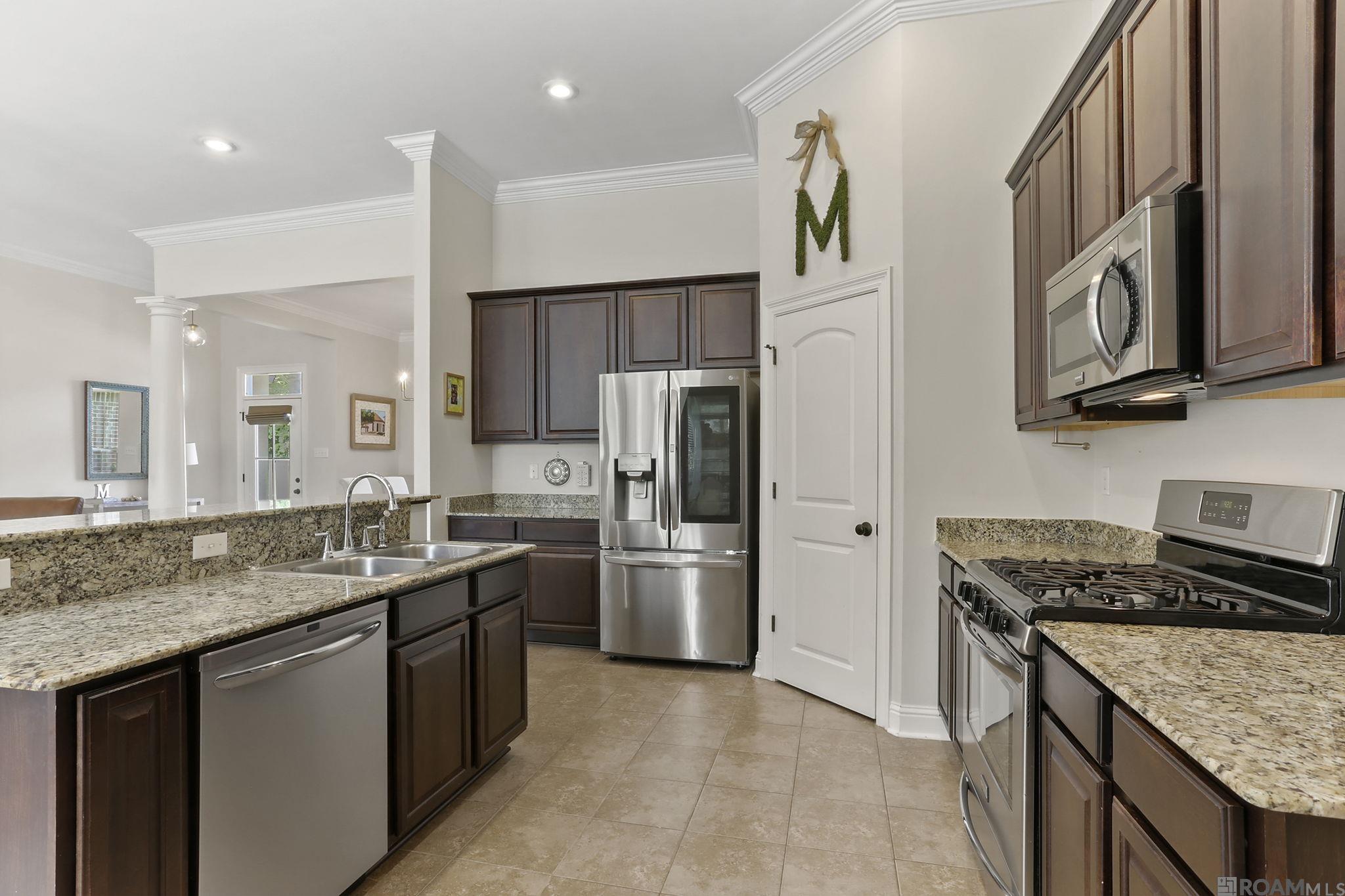 10233 Savannah Jane Ln, Baton Rouge, Louisiana image 6