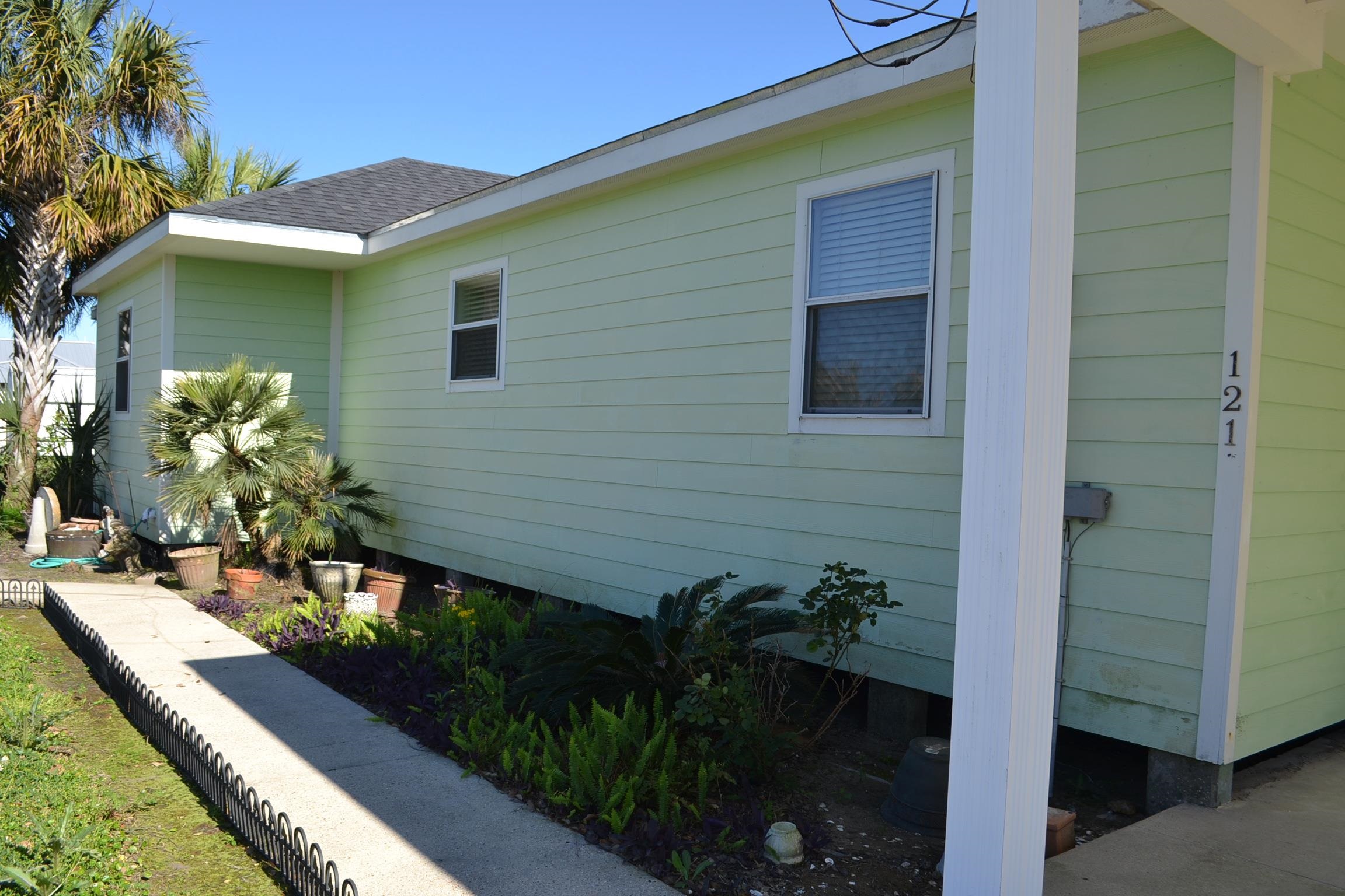 121 West 145th Street, Galliano, Louisiana image 2