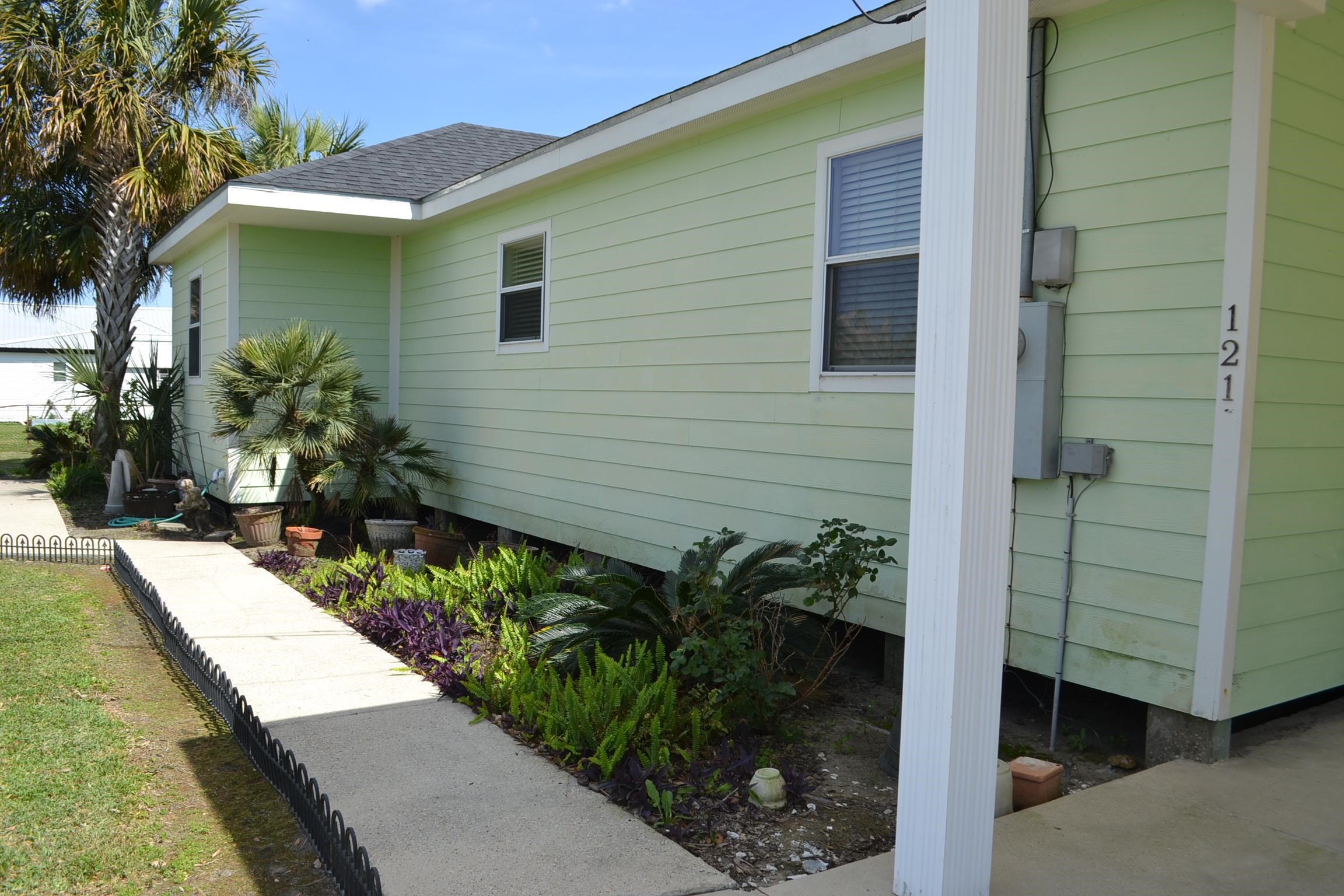 121 West 145th Street, Galliano, Louisiana image 4