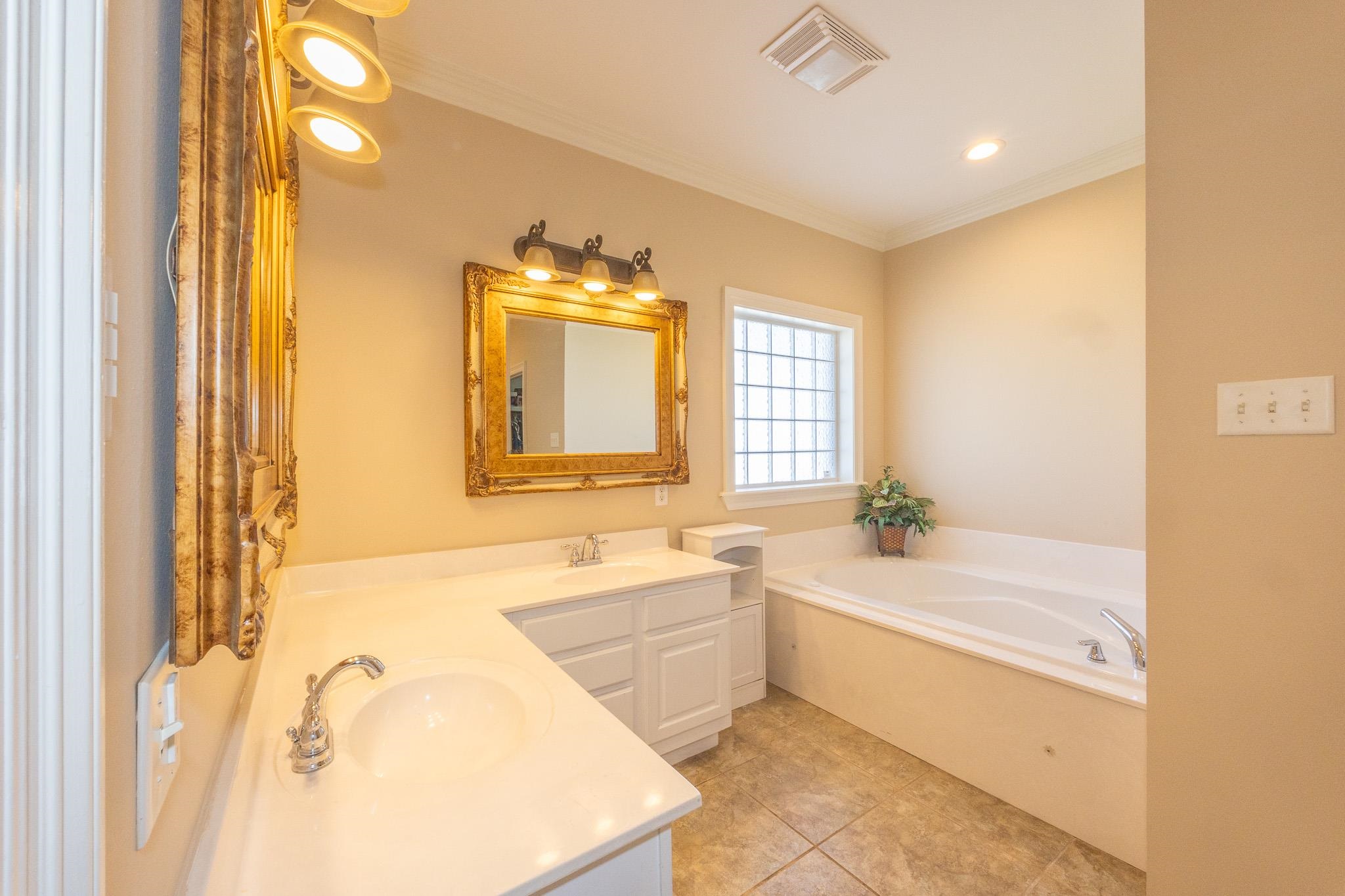 613 North Canal Boulevard, Thibodaux, Louisiana image 14