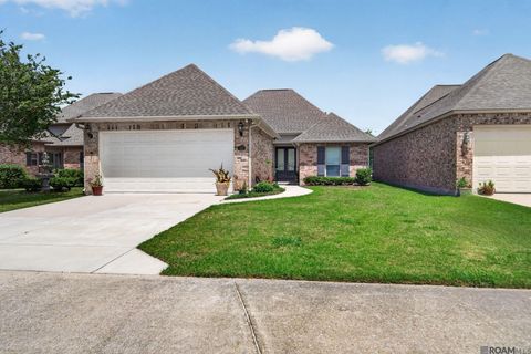Homes For Sale - 5351 Courtyard Dr<br/> Gonzales, LA 70737
