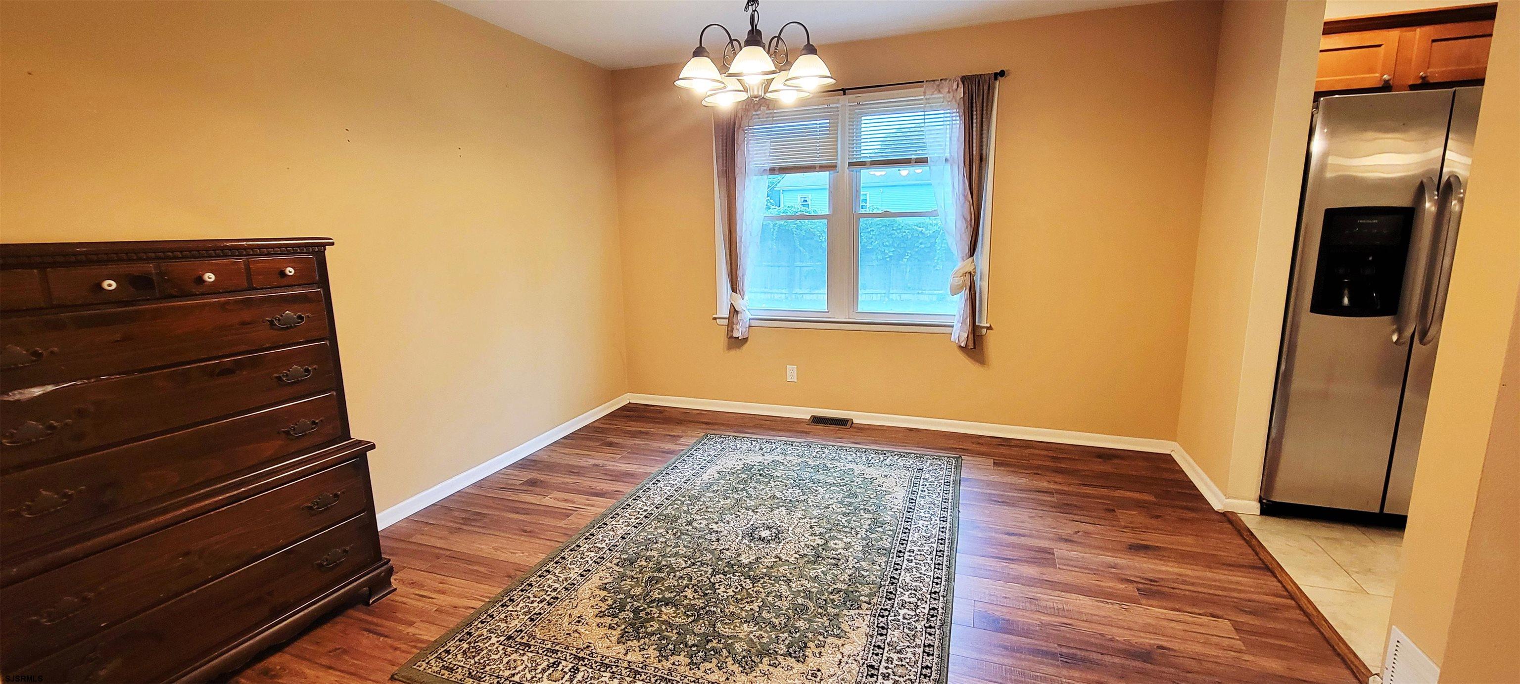 Northfield, New Jersey 08225, United States, 3 Bedrooms Bedrooms, ,2 BathroomsBathrooms,Residential,Active,194536