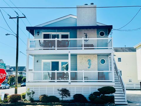 Photo of 18 E 14th Street #2, Ocean City, NJ 08226 (MLS # 600476)